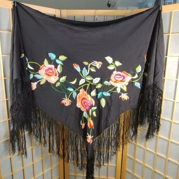 Echo Floral Silk Fringed Wrap Black NWT - Picture 1 of 6